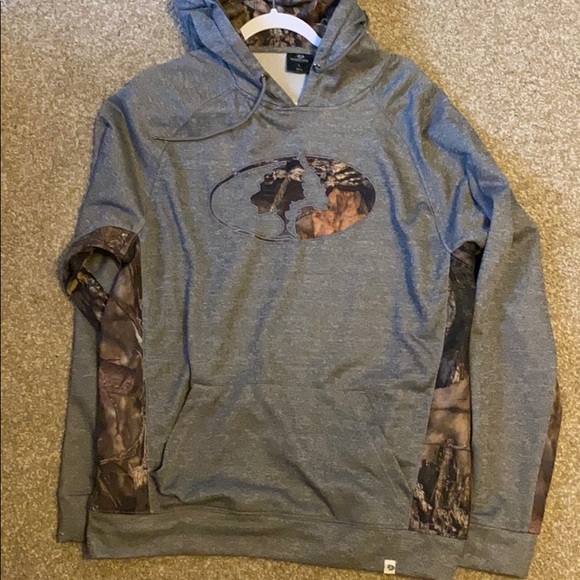 mossy oak hoodie